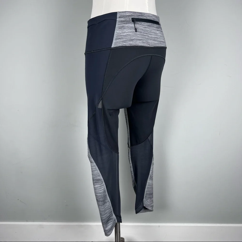 Like New-Lululemon Grey Striped Mesh Running Leggings with Zipper Pocket Size 8 - Picture 8 of 14